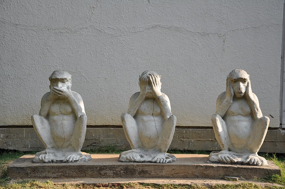 Image of three wise monkeys, see no evil, hear no evil, speak no evil